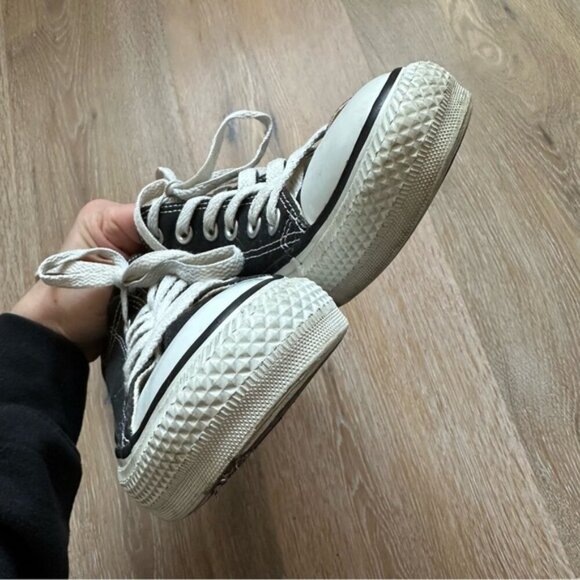 Converse All Star Low Top Black Chuck Taylor Unisex - Men's 5.5 - Women's 7.5 - Picture 4 of 11